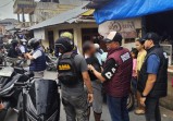 Lima Pria Terjaring Razia Narkoba, Belasan Paket Diduga Sabu Ditemukan