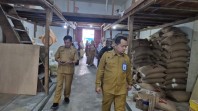 Sidak Pangan Ramadan di Meranti, BBPOM Temukan Produk Expired di Gudang Distributor