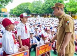 Pemko Pekanbaru Kejar Penyaluran Seragam Sekolah Gratis untuk 20.800 Siswa