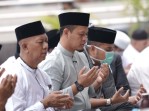 Kabut Asap Menyelimuti Pekanbaru, Wali Kota Agung Nugroho dan Ratusan Warga Gelar Salat Istisqa