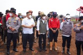 Menhut Tinjau Karhutla Kerumutan, Pendinginan Gambut Terus Dilakukan