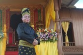 Prof Junaidi Dianugerahi Gelar Adat Kerajaan Rokan, Ikrar Berkomitmen Jaga Marwah Budaya