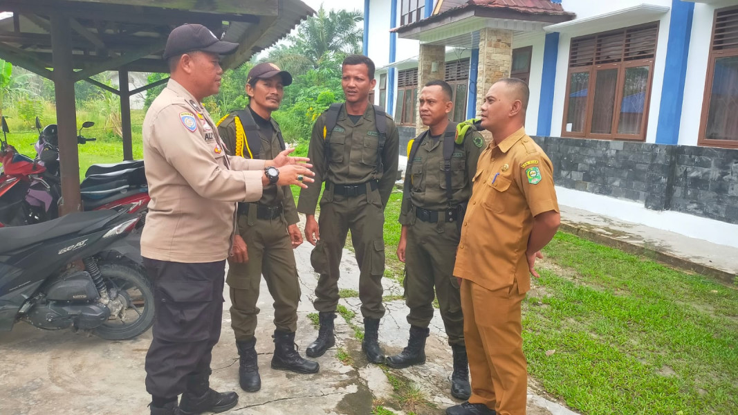 Giat Cooling System: Aipda Aliyudin SH Ajak Warga Buana Makmur Jaga Keamanan dan Hindari Hoaks
