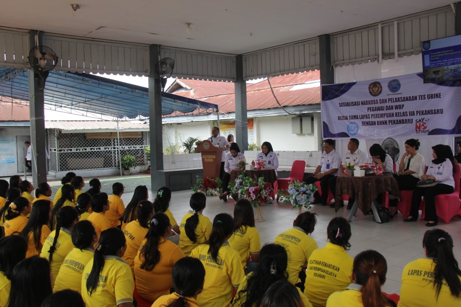 Cegah Peredaran Gelap Narkoba, BNN Pekanbaru Tes Urine Pegawai Lapas dan Warga Binaan