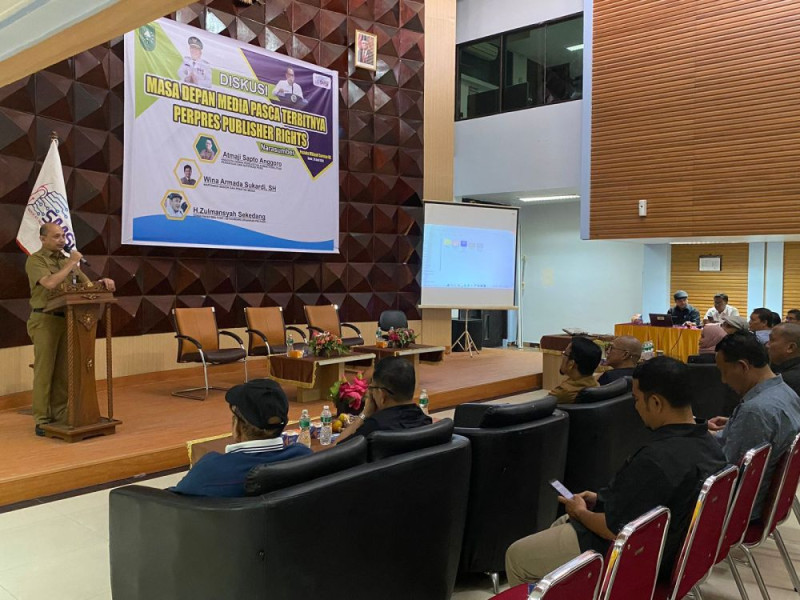 Buka Diskusi Terkait Perpres Publisher Rights SMSI Riau, Pj Gubri: Mari Bersama Ciptakan Jurnalisme Berkualitas