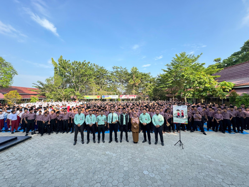 BRK Syariah Berikan Edukasi ke SMP Negerii 26 Pentingnya Menabung