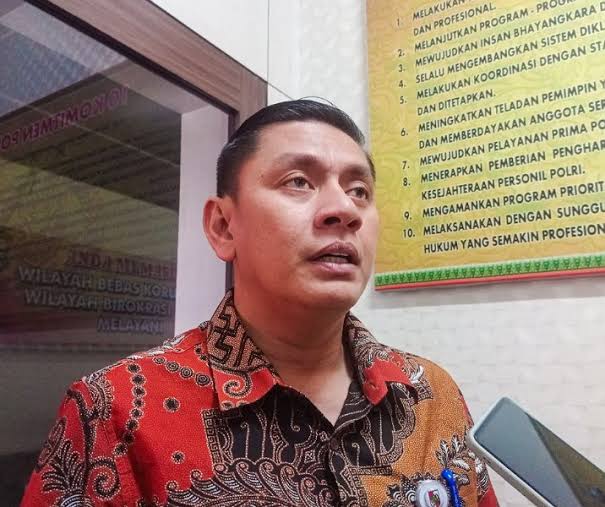 PUPR Sebut Pendangkalan Parit Jadi Sebab Jalanan Banjir