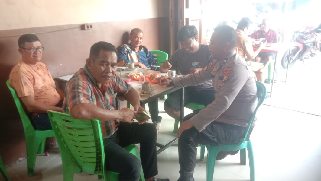 Bhabinkamtibmas Kelurahan Kampung Rempak Sampaikan Pesan Kamtibmas Pasca Pilkada Siak