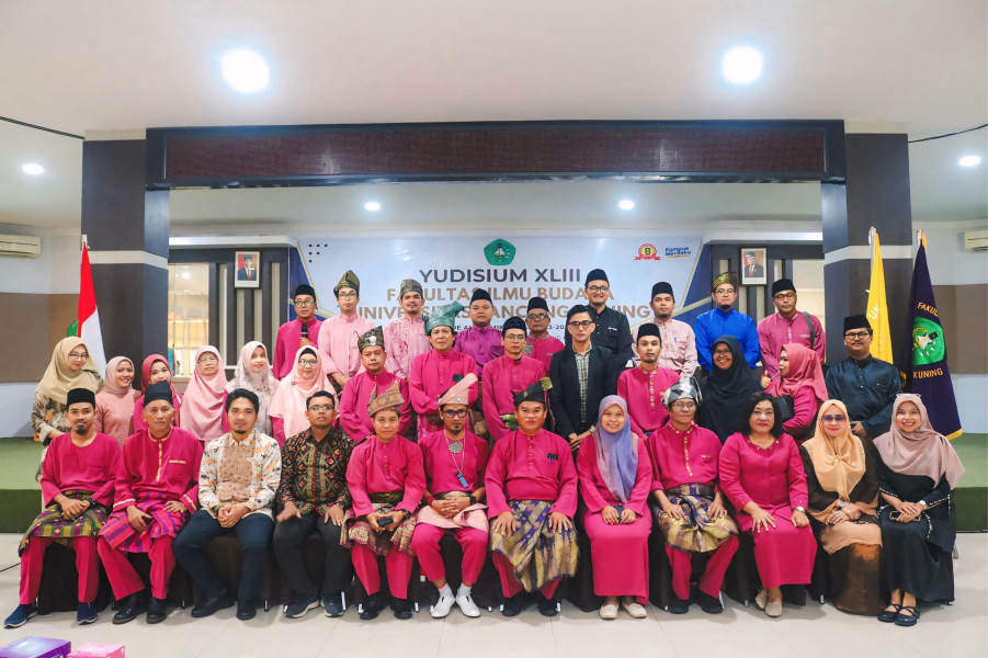 FIB Unilak Gelar Prosesi Yudisium ke-43 Bagi 53 Lulusan