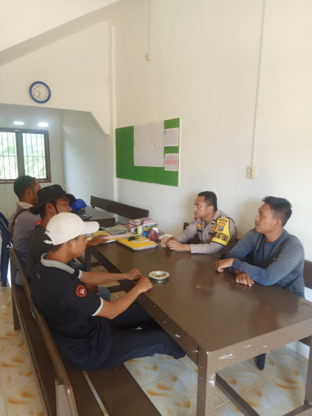 Sambangi Kantor Kepenghuluan Pasir Putih Barat, Polsek Bagan Sinembah Gelar Cooling System