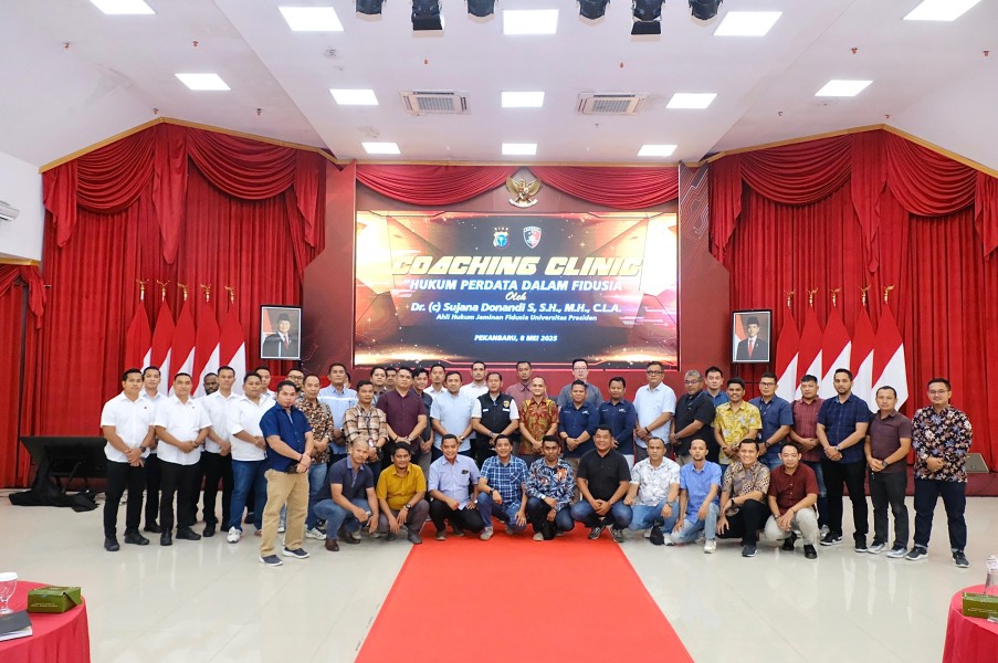 Polda Riau Gelar Coaching Clinic Hukum Perdata dalam Fidusia, Hadirkan Ahli Nasional Dr. Sujana Donandi