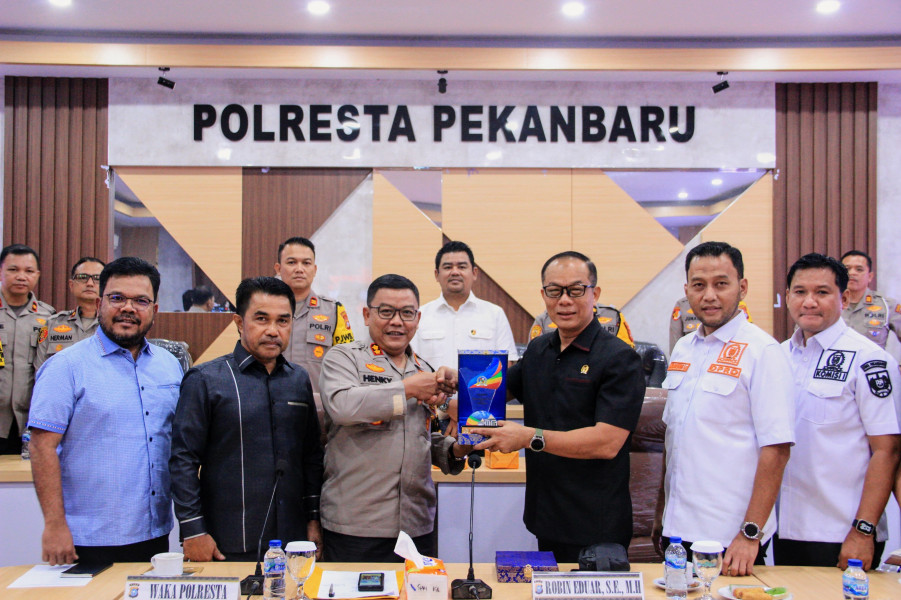 Jalin sinergitas, Komisi I DPRD Kota silaturahmi ke Polresta Pekanbaru