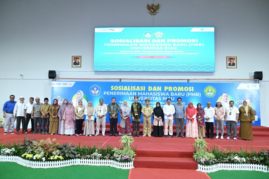 UNRI Gelar Sosialisasi Penerimaan Mahasiswa Baru 2025 untuk Siswa di Pekanbaru