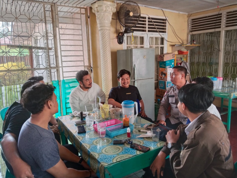 Menuju Pilkada Damai: Kapolsek Rumbai Pesisir Serukan Gotong Royong dan Tolak Hoaks di Meranti Pandak