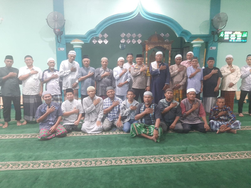 Gelar Cooling System, Kapolsek Rumbai Kunjungi Paguyuban Pujakusuma dan Jamaah Masjid As-Syakur di Lembah Sari