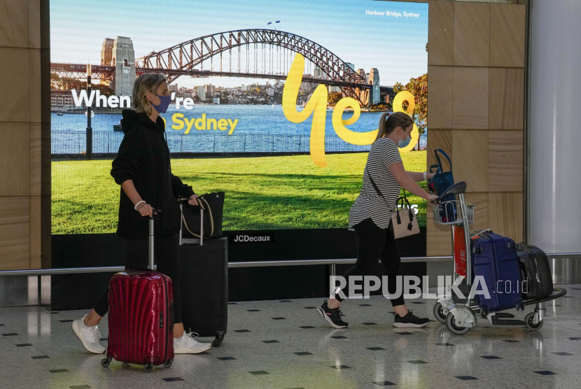 Puluhan Penumpang Terluka Dalam Insiden Penerbangan dari Sydney