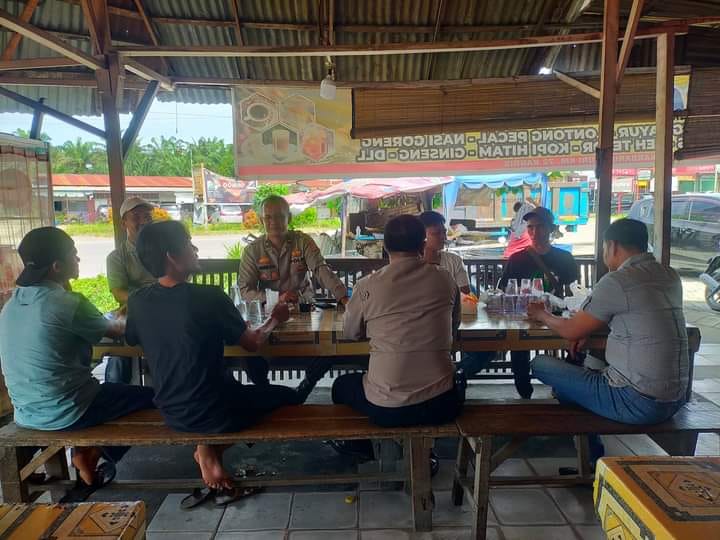 Polsek Kandis Sambangi Sopir Angkot, Ajak Sukseskan Pilkada Serentak Tahun 2024