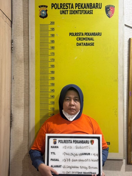 Tipu Jual Beli Tanah Senilai Ratusan Juta , Perempuan 44 Tahun di Tahan Polresta Pekanbaru