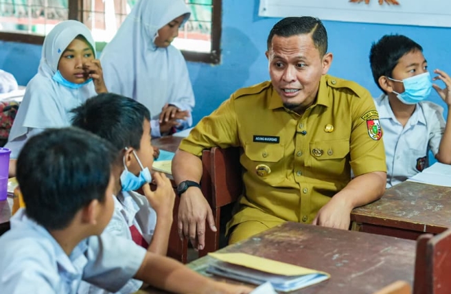PJJ Dua Hari Diterapkan di Pekanbaru, Disdik Khawatir Kabut Asap Ganggu Kesehatan Siswa
