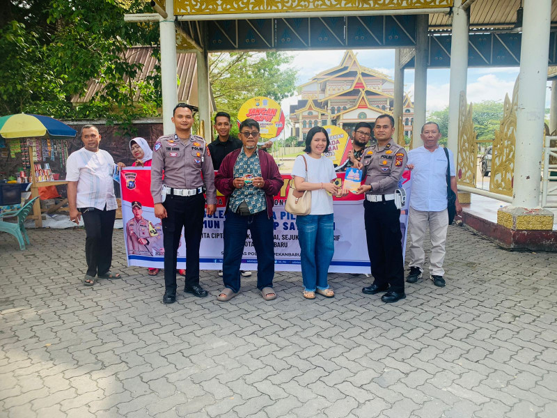 Satlantas Polresta Pekanbaru Gelar Cooling System di Kawasan MTQ