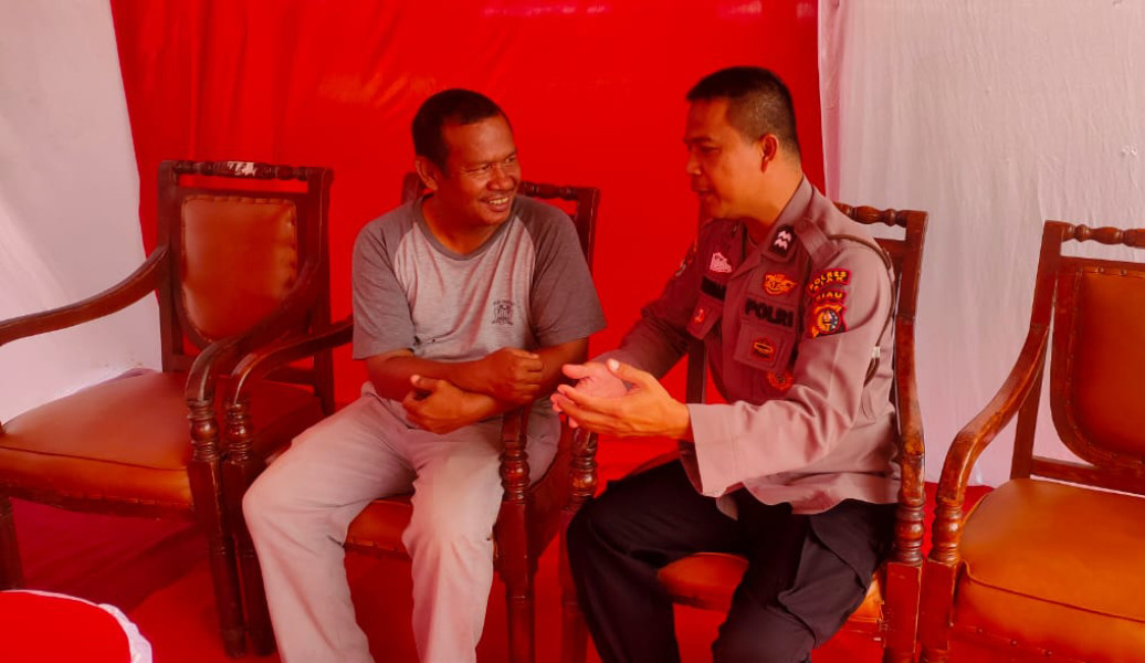 Giat Cooling Sistem, Bhabinkamtibmas Kampung Merempan Sampaikan Pesan Kamtibmas kepada Tim Sukses Paslon Bupati Siak No 02 Pasca Pilkada Siak