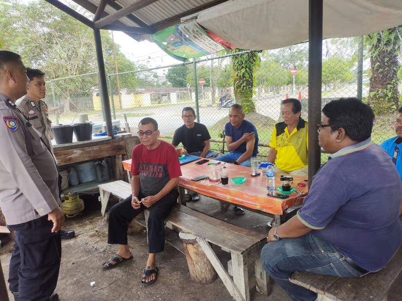 Kapolsek Rumbai Pesisir Ajak Warga Kelurahan Lembah Damai Pelihara Kamtibmas Menjelang Pilkada 2024