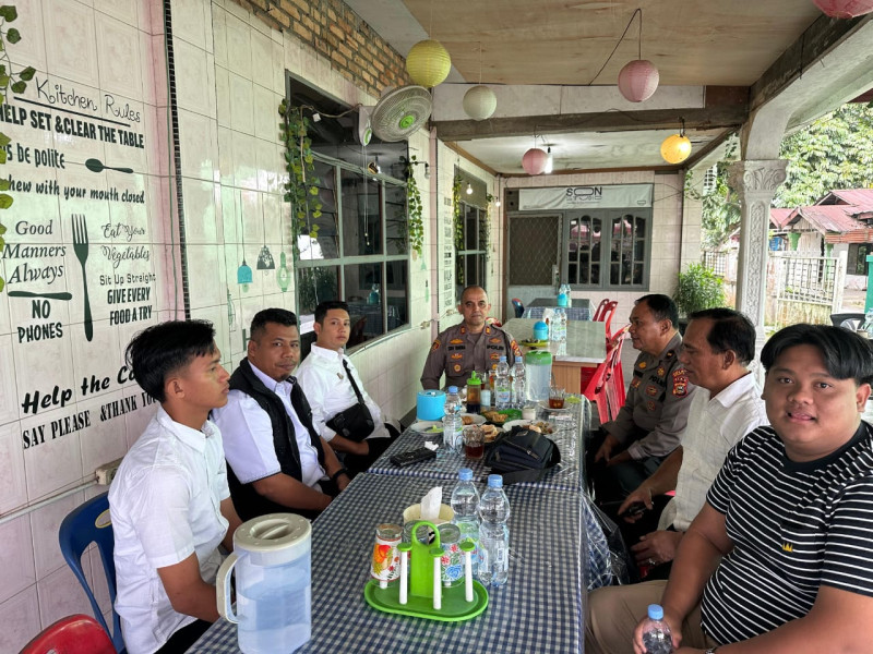 Polsek Bagan Sinembah Polres Rokan Hilir Ajak Masyrakat Bagan Batu Ciptakan Pilkada Damai 2024
