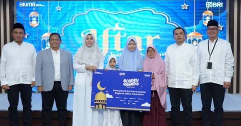 Ceriakan Senyum Anak Yatim, BRI Hadir Berbagi Bahagia Serahkan Santunan.