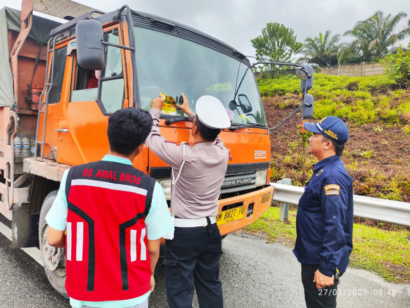 Tekan Laka lantas di Jl. TOL Permai Tim Gabungan Lakukan Penertiban Odol