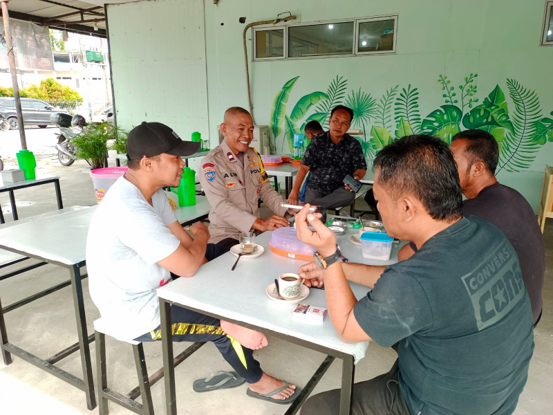 Lakukan Colling System, Polsek Payung Sekaki Sambang Warga di Kelurahan Labuhbaru Timur