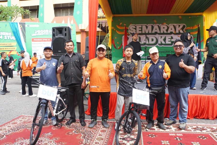 Ribuan Peserta Ramaikan Gerak Jalan Santai Milad Unilak, Rektor Luncurkan Prodi Baru