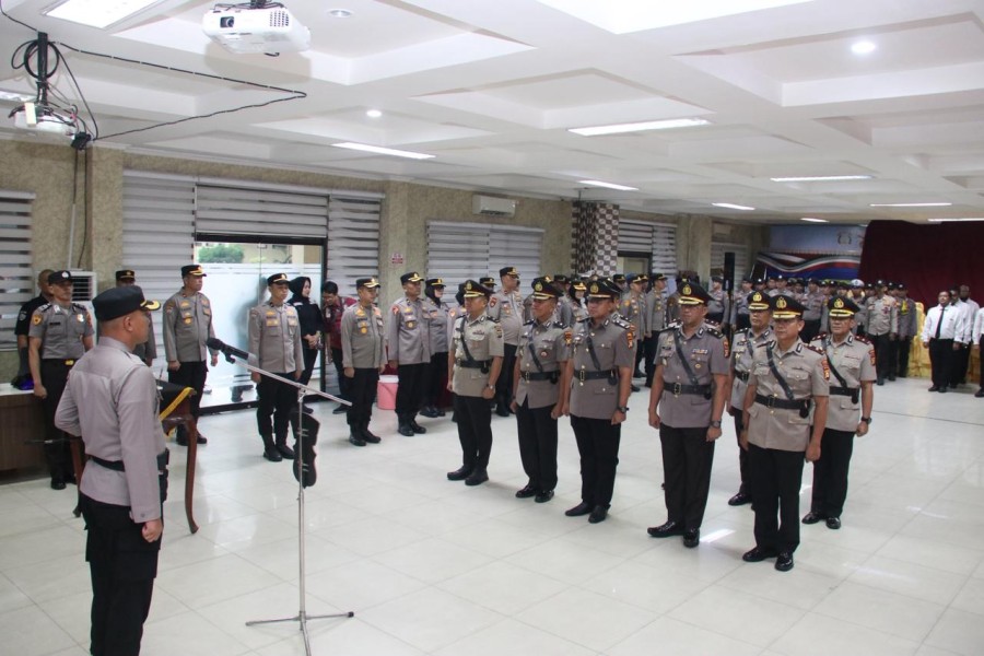Polresta Pekanbaru Gelar Sertijab Pejabat Utama, Kapolresta Tekankan Profesionalisme