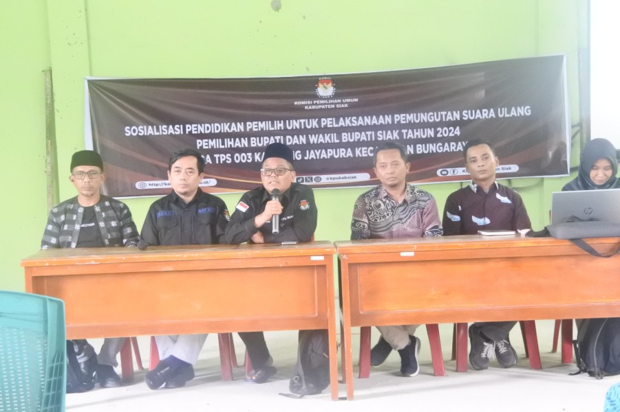 KPU RIAU BERSAMA KPU SIAK SOSIALISASIKAN PSU KE PEMILIH  Siak, 18 Maret 2025.