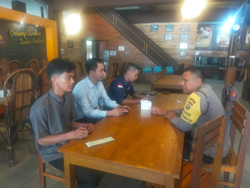 Melalui Bhabinkamtibmas Kepenghuluan Bagan Sinembah, Polsek Bagan Sinembah Ajak Tokoh Pemuda Tingkatkan Kamtibmas Jelang Bergulirnya Pilkada 2024