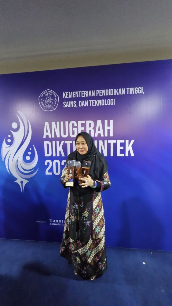 Universitas Riau Raih Tiga Penghargaan di Anugerah Diktiristek 2024
