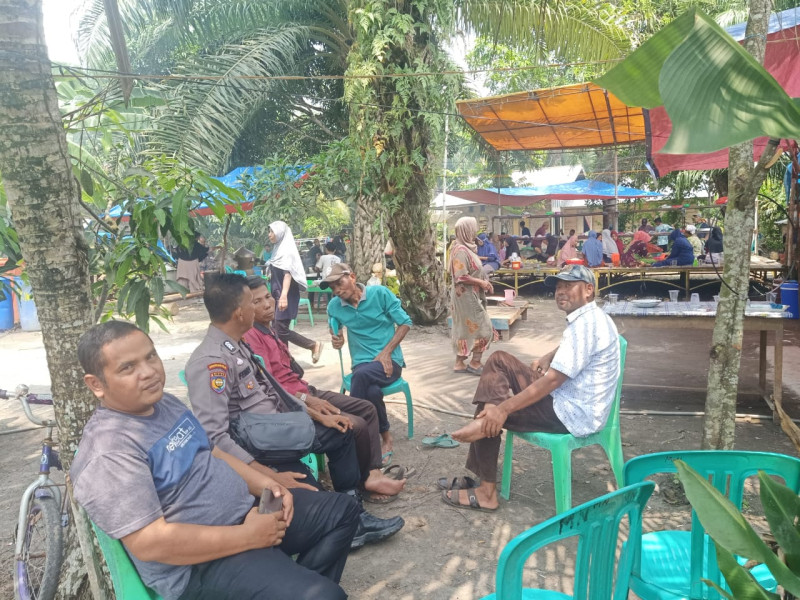 Bhabinkamtibmas Kampung Bunsur Sampaikan Pesan Pilkada Damai