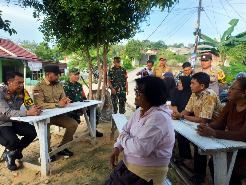 Kapolsek Tenayan Raya Gelar Patroli Sinergitas Tiga Pilar