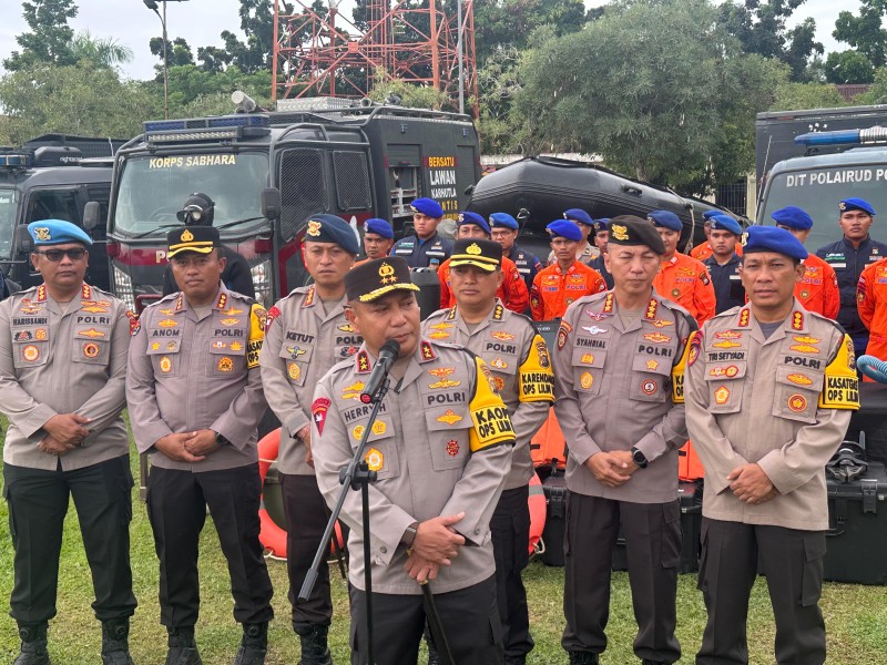 Kapolda Riau Siagakan Pasukan Antisipasi Banjir