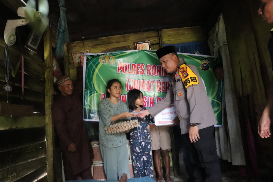 Cooling System Kapolres Rohil, Beri Sedekah kepada Anak Yatim dan Fakir Miskin