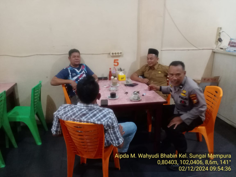 Giat Cooling Sistem Pasca Pencoblosan Pilkada Kabupaten Siak oleh Bhabinkamtibmas Kelurahan Sungai Mempura