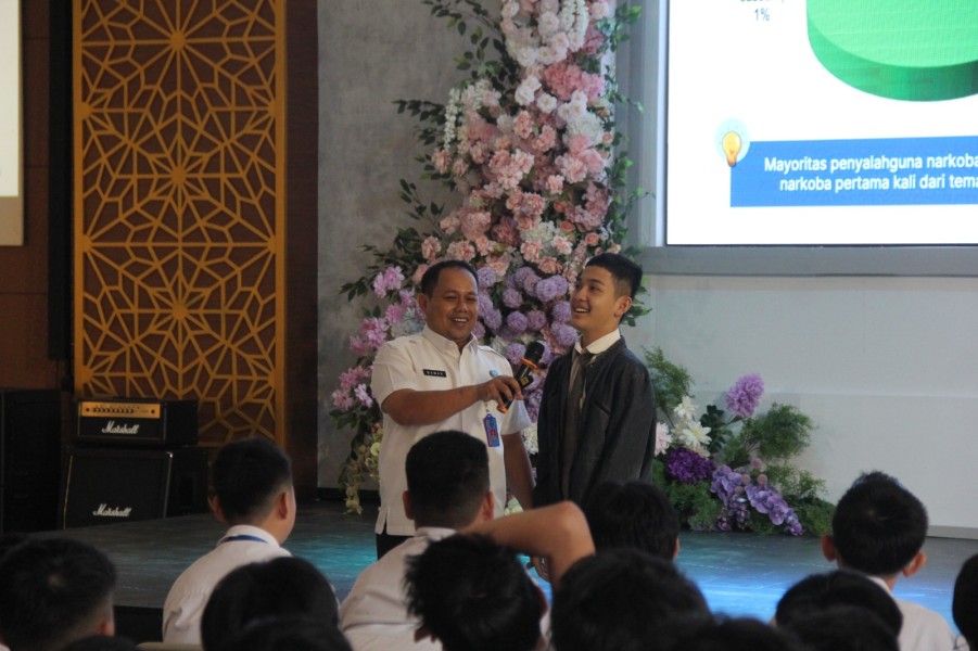 BNNK Pekanbaru Grlar Seminar Penguatan Kolaborasi Dalam Upaya Pencegahan dan Penanganan Narkoba di Lingkungan Sekolah