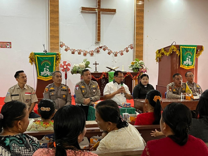 Polda Riau Gelar Kegiatan Minggu Kasih di Kecamatan Tenayan Raya