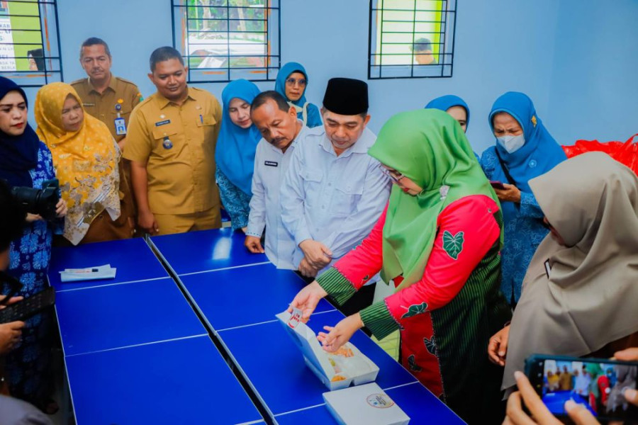 Pj Bupati Kampar Apresiasi Program Makan Bergizi Gratis, Sejalan dengan Visi Kampar Unggul