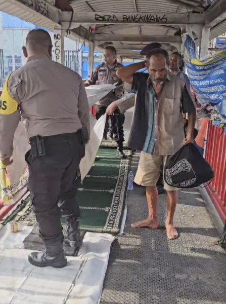 Preman 'Tinggal' di JPO Panam Dibongkar Polisi