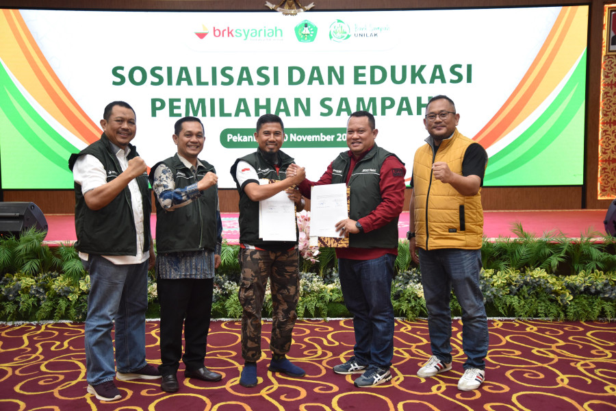 BRK Syariah Gandeng Unilak Untuk Edukasi Pelajar Tentang Pemilhan Sampah