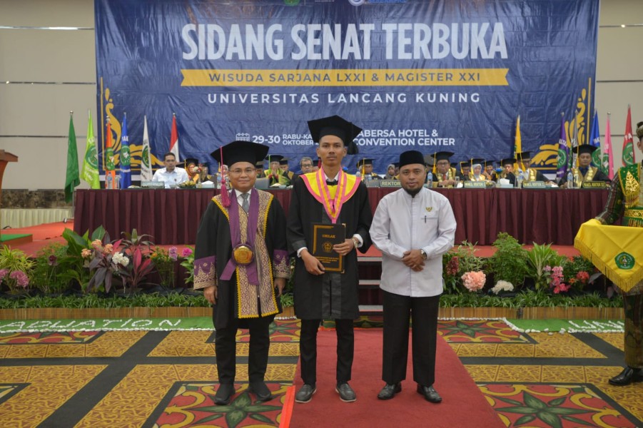 Beasiswa Baznas Berhasil Lahirkan Sarjana di Unilak, Rektor Prof Junaidi : Seluruh Mahasiswa Penerima 100 Persen Sarjana