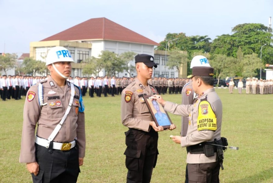 Buktikan Janji, Kapolda Riau Pecat 1 Polisi Terlibat Narkoba, 3 Diberi Reward