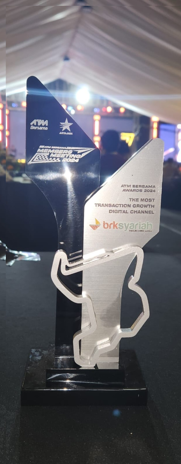 BRK Syariah Raih Penghargaan ATM Bersama Award 2024