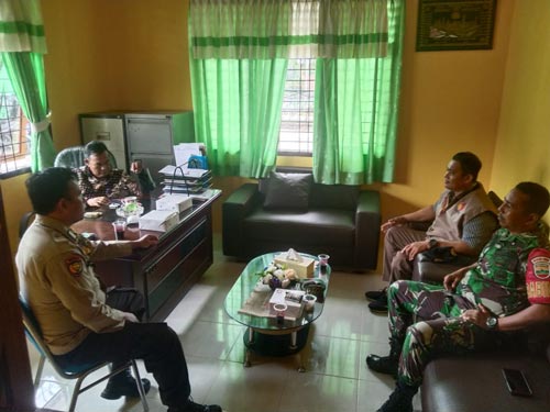 Bhabinkamtibmas Desa Suak Lanjut Laksanakan Giat Cooling System untuk Wujudkan Pilkada Damai