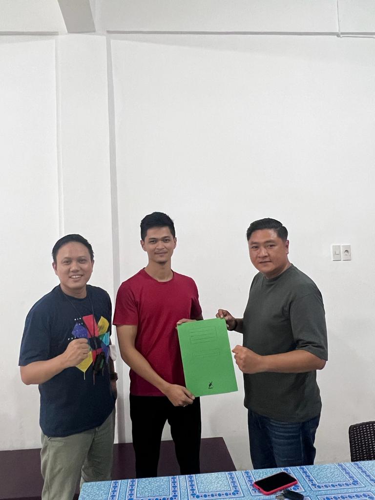 Ketua Karteker Bengkalis Menutup Pendaftaran Calon Ketua Pemkab Pertina Bengkalis.